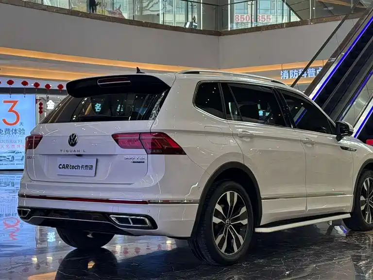 Volkswagen Tiguan L 2022 — фото 4