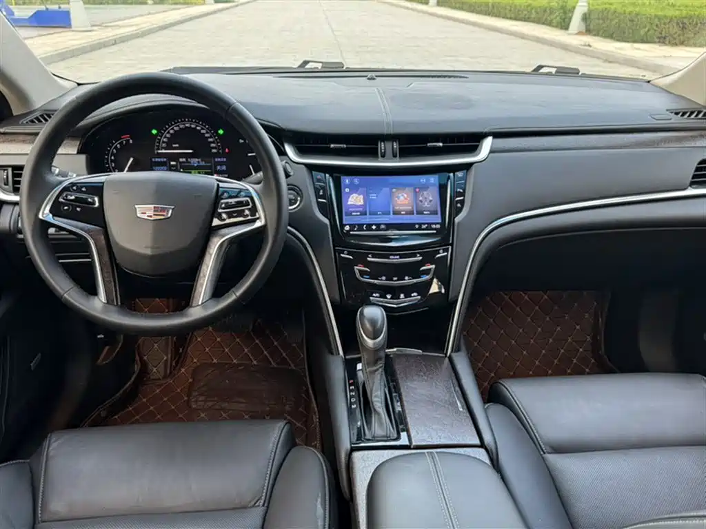 Cadillac XTS 2018 — фото 13
