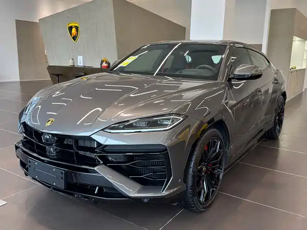 Lamborghini Urus SE 2025
