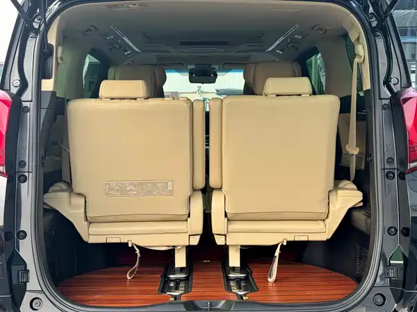 Toyota Alphard 2019
