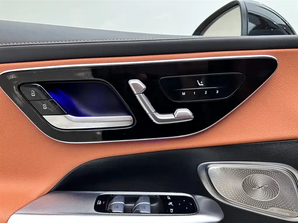 Mercedes-Benz GLC 2023 — фото 16