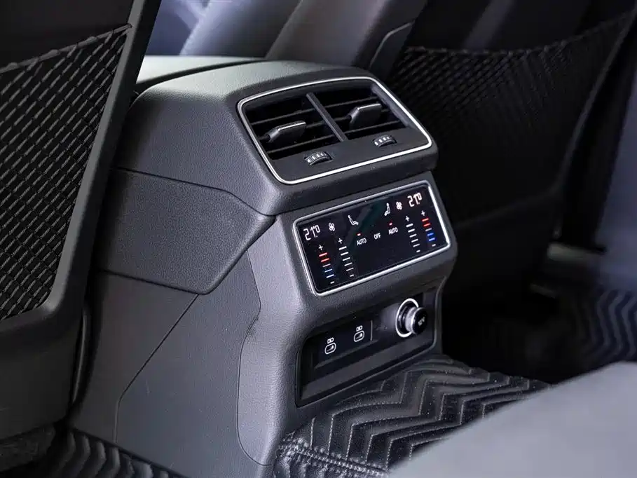 Audi A6L 2023 — фото 16