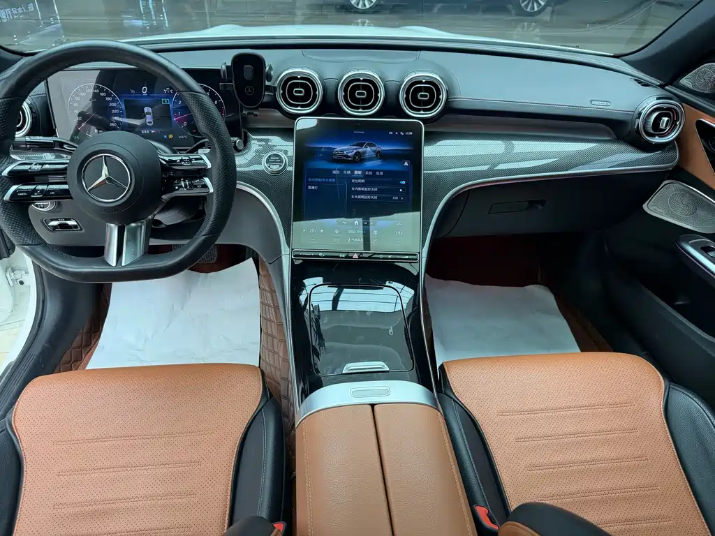 Mercedes-Benz C-Class 2022 — фото 10