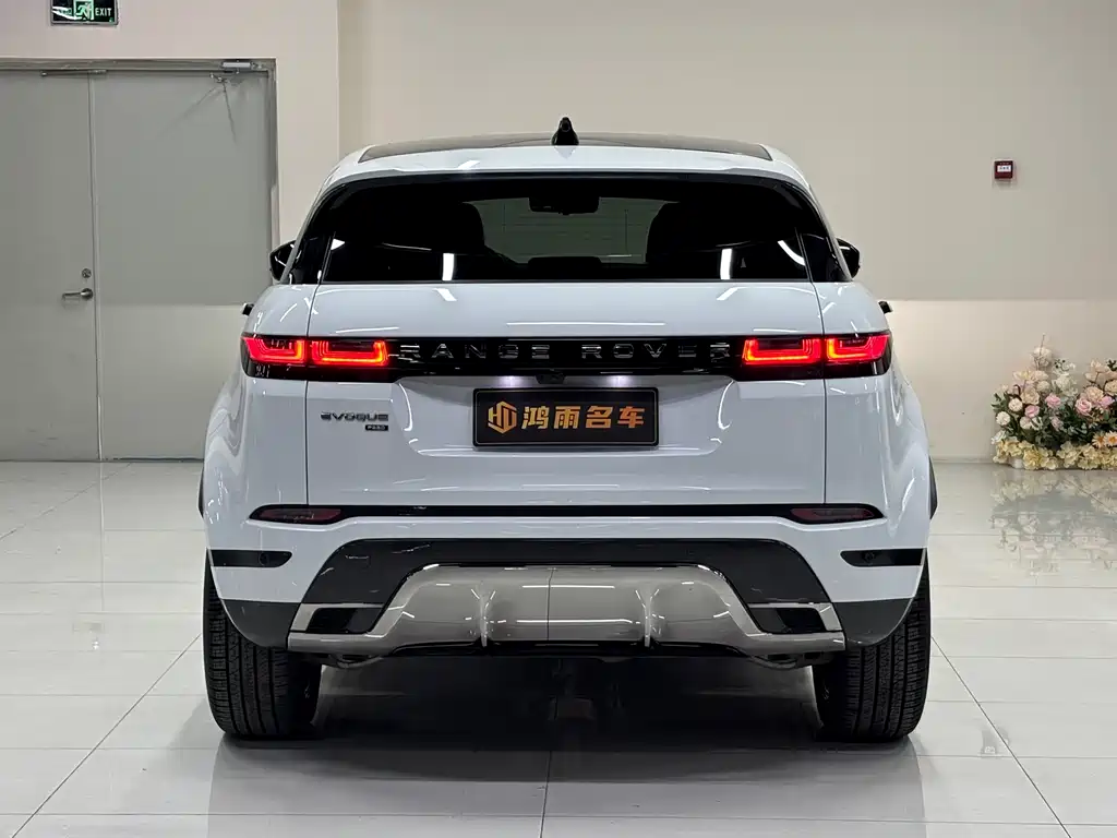 Land Rover Evoque 2023 — фото 8