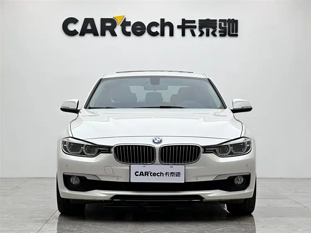 BMW 3 Series 2019 — фото 7