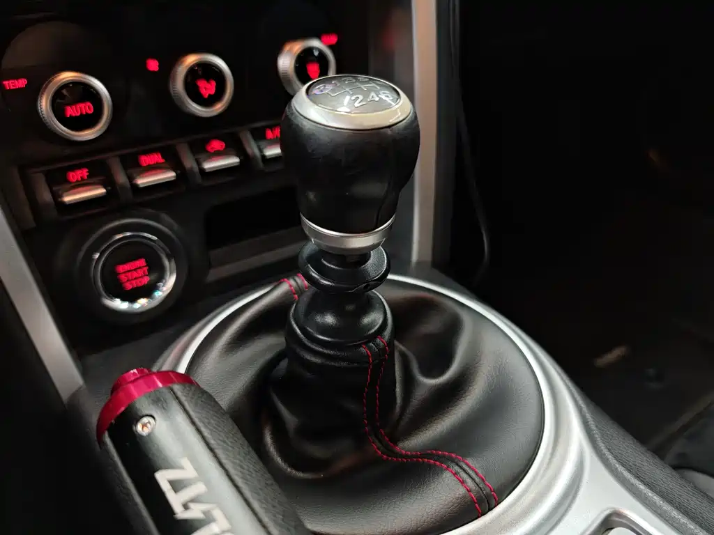 Subaru BRZ 2019 — фото 19