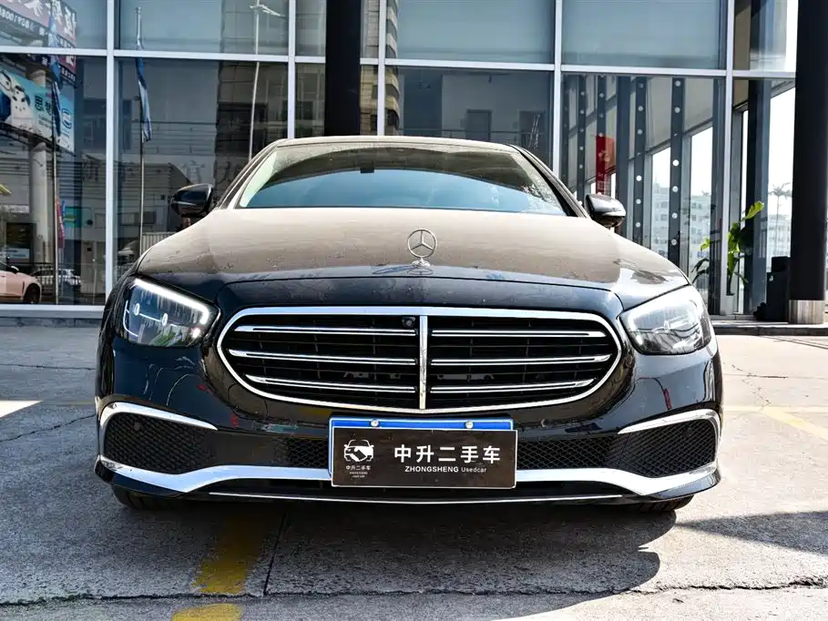 Mercedes-Benz E-Class 2023