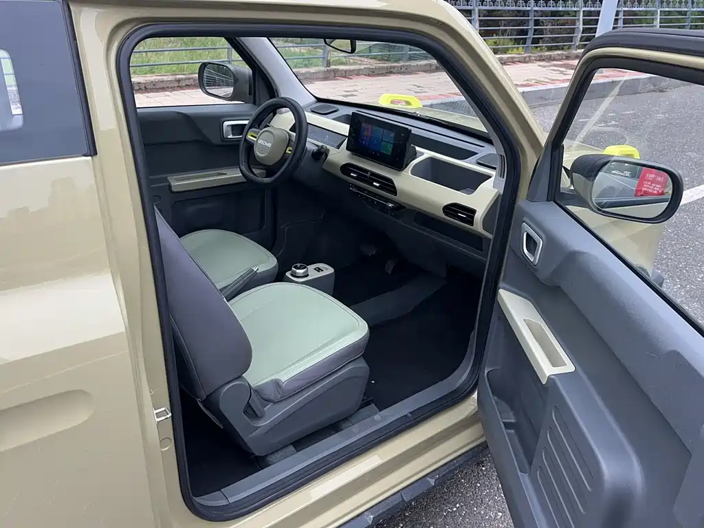 Geely Galaxy Panda 2023 — фото 16