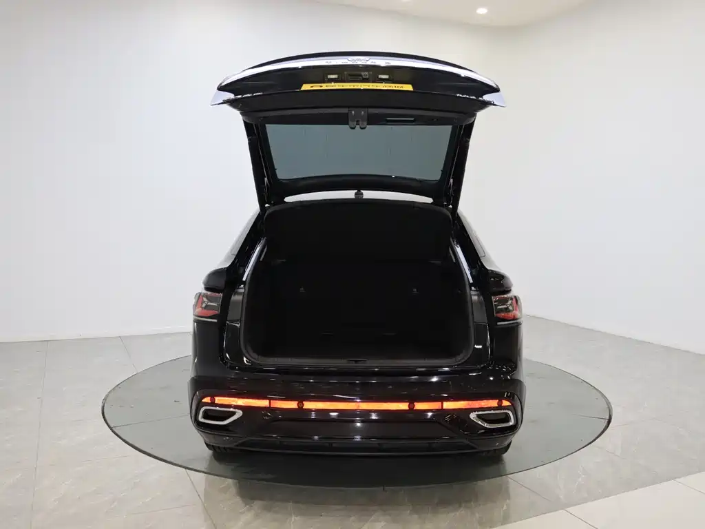 Volkswagen Tiguan X 2022 — фото 12