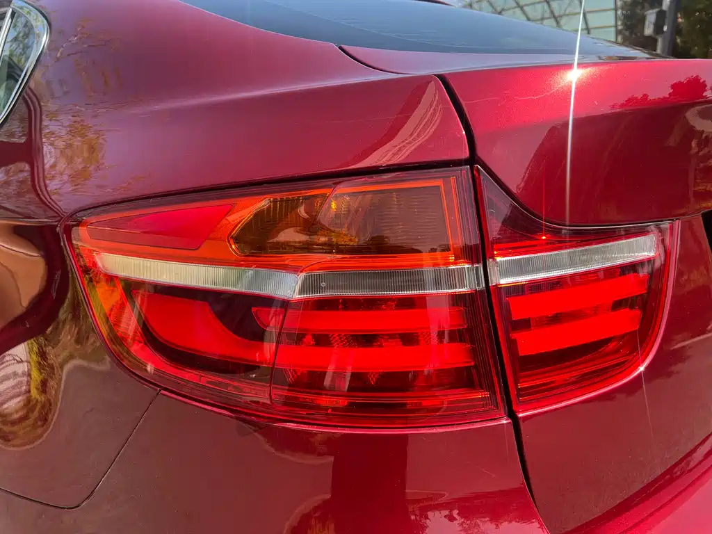 BMW X6 2014 — фото 12