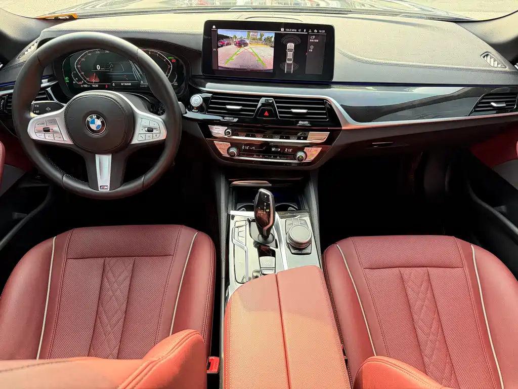 BMW 5 Series 2022 — фото 15