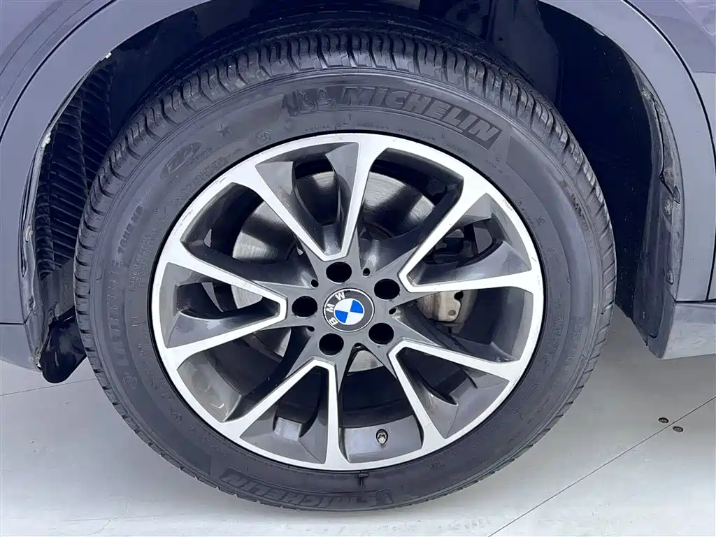 BMW X5 2015 — фото 11