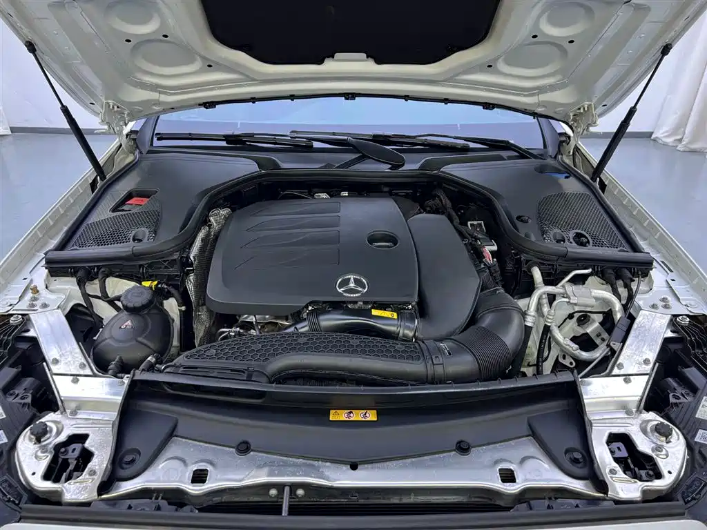 Mercedes-Benz E-Class 2023 — фото 21