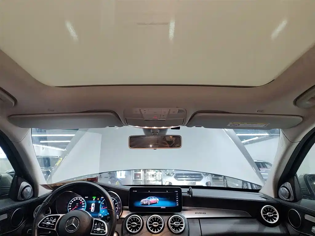 Mercedes-Benz C-Class 2019 — фото 18