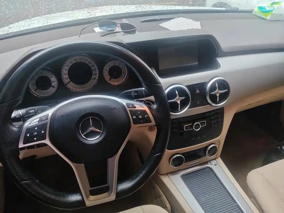 Mercedes-Benz GLK-Class 2015 — фото 16