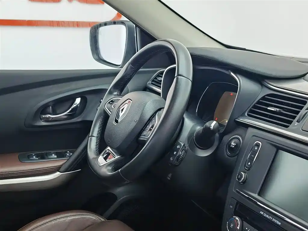 Renault Kadjar 2018 — фото 22