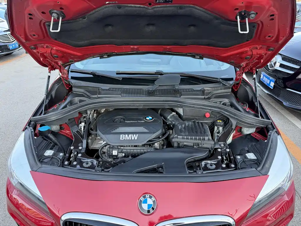 BMW 2 Series Active Tourer 2016 — фото 15