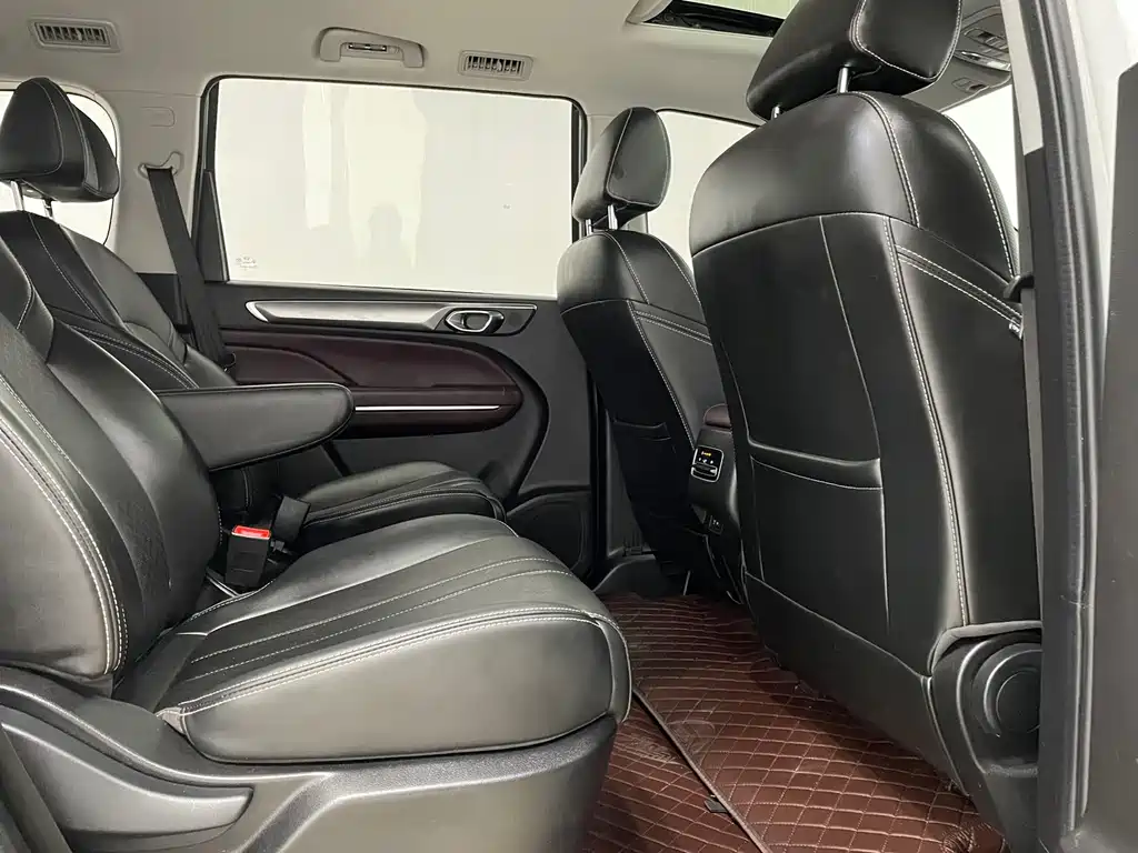 GAC Trumpchi M6 2022 — фото 13