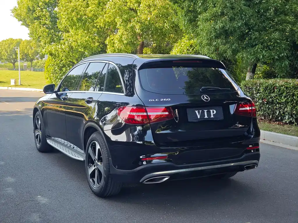 Mercedes-Benz GLC 2018 — фото 25