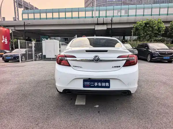 Buick Regal 2016