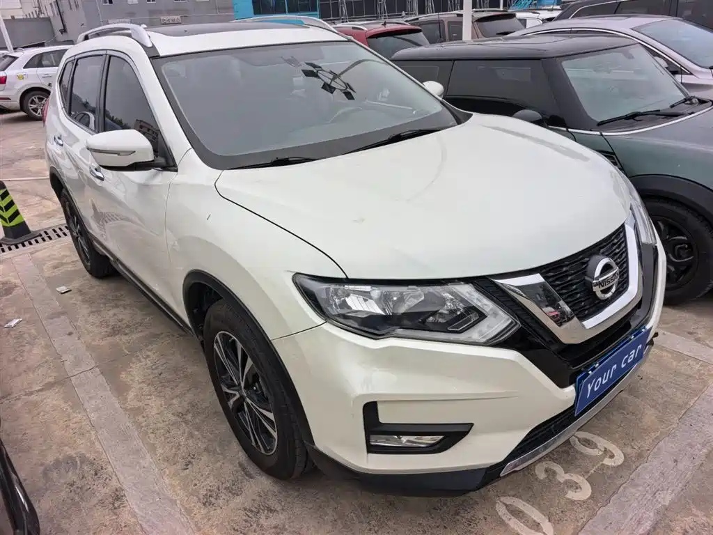 Nissan X-Trail 2018 — фото 3