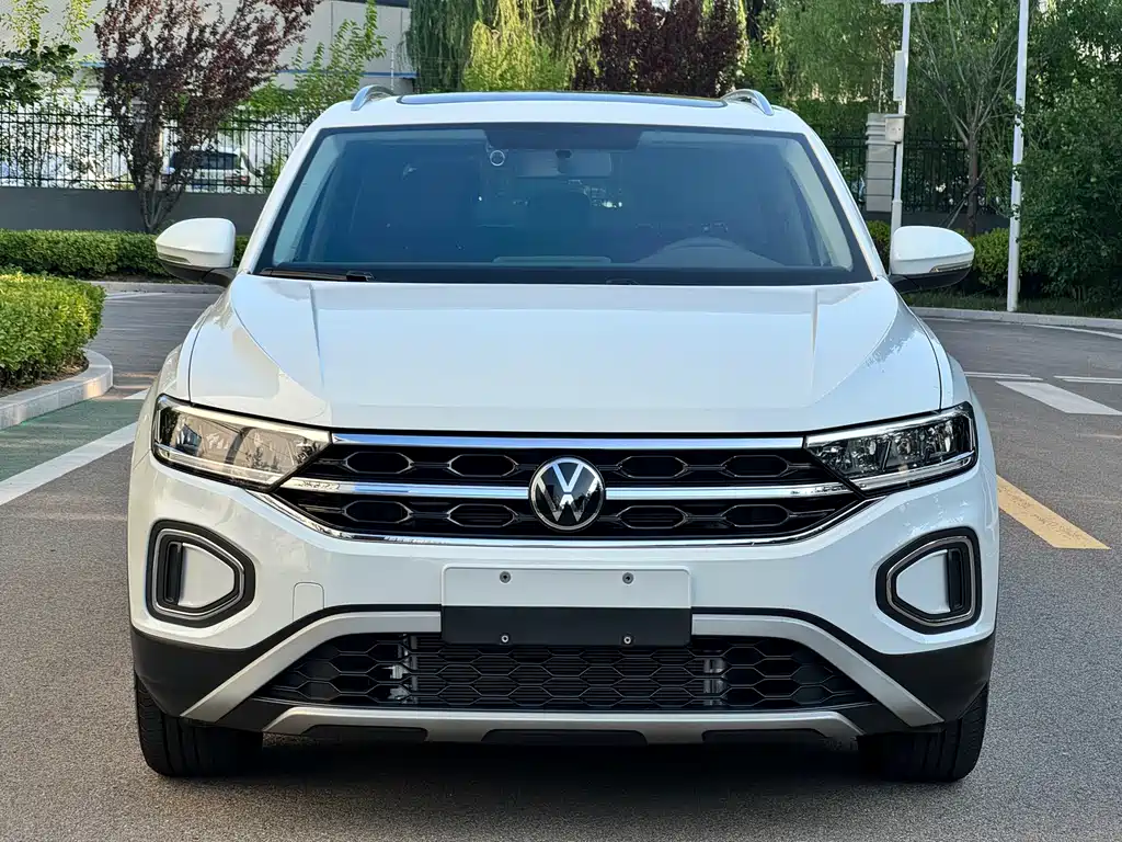 Volkswagen T-Roc 2023