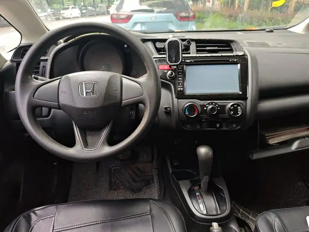 Honda Fit 2015