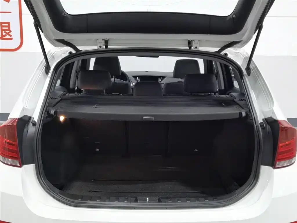 BMW X1 2014 — фото 16
