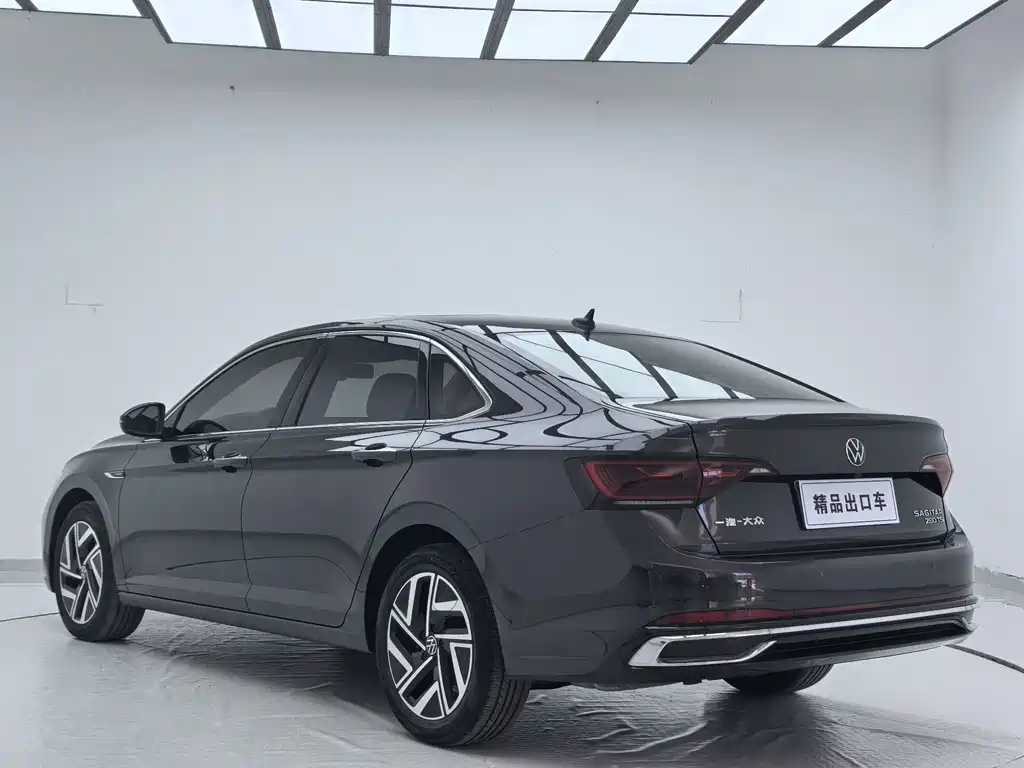 Volkswagen Sagitar 2023