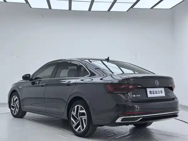 Volkswagen Sagitar 2023