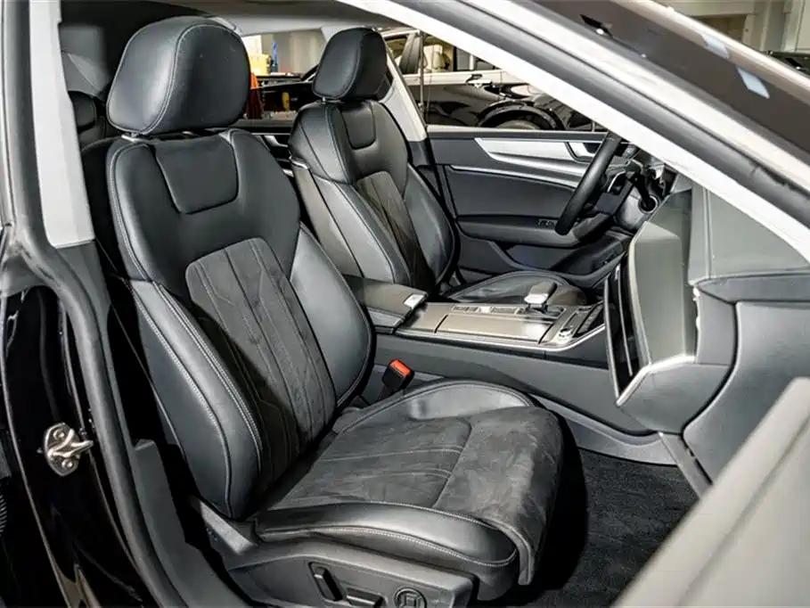 Audi A7L 2024 — фото 19