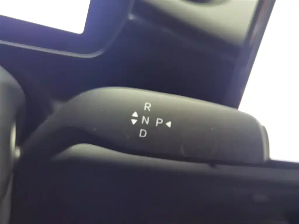BYD Dolphin 2025 — фото 13
