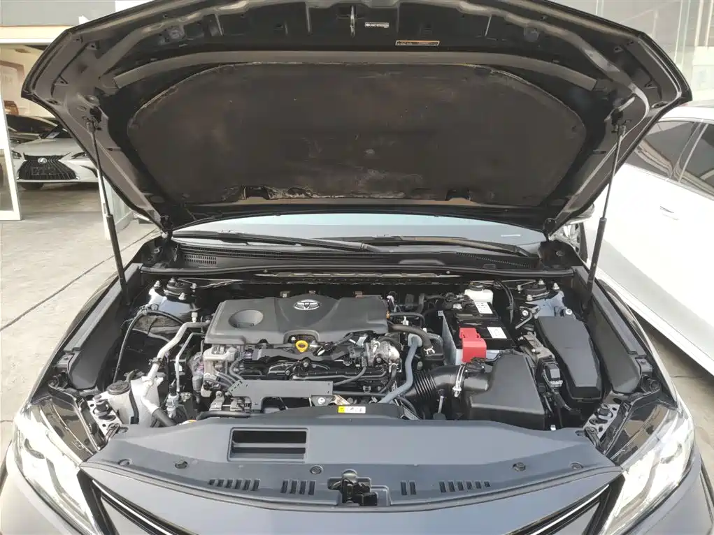 Toyota Camry 2023 — фото 20