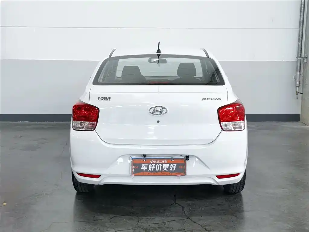 Hyundai Verna 2018 — фото 4