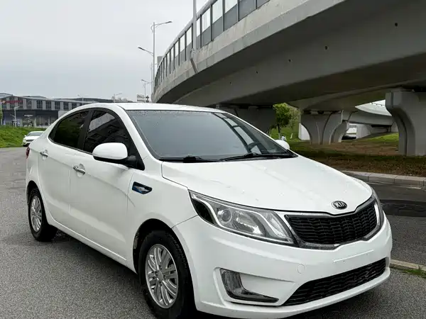 Kia K2 2012
