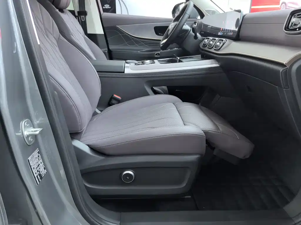 Chery Tiggo 9 C-DM — фото 18