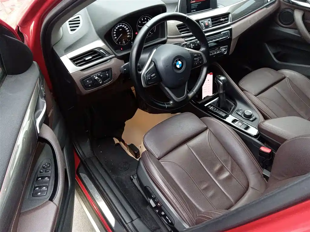 BMW X1 2019 — фото 12