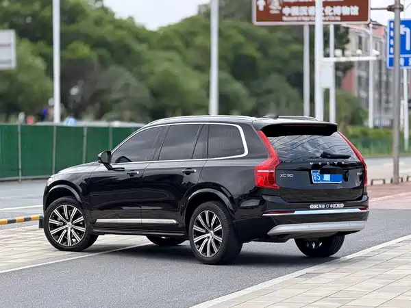 Volvo XC90 2022