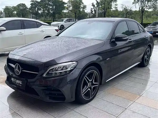 Mercedes-Benz C-Class 2021