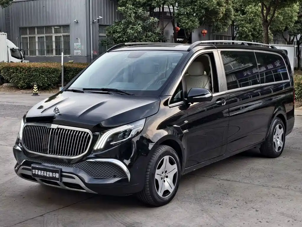 Mercedes-Benz Vito 2022 — фото 1