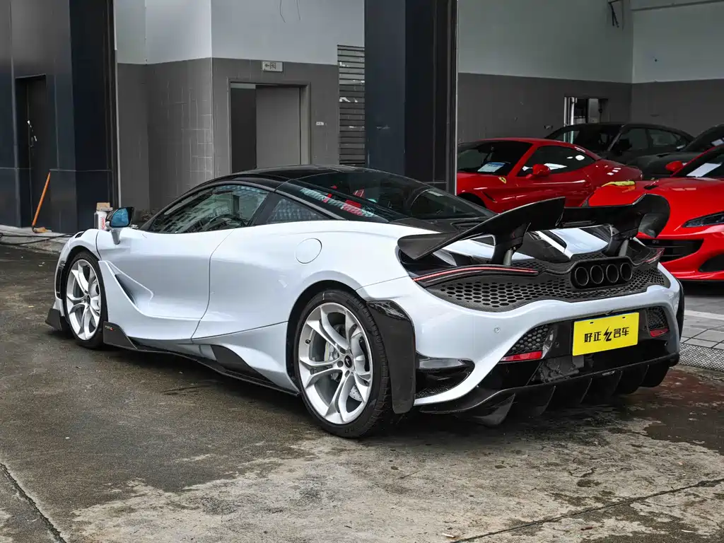 McLaren 720S 2019 — фото 6