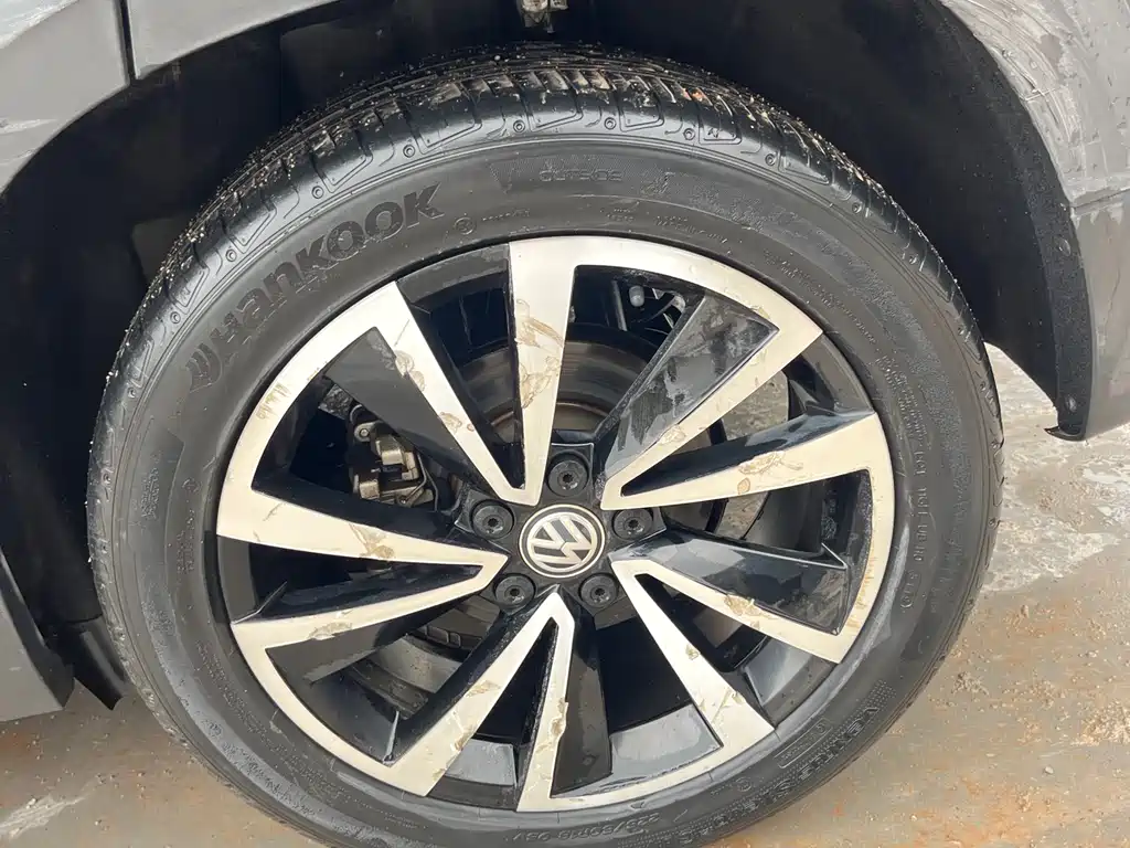 Volkswagen Tharu 2019 — фото 10