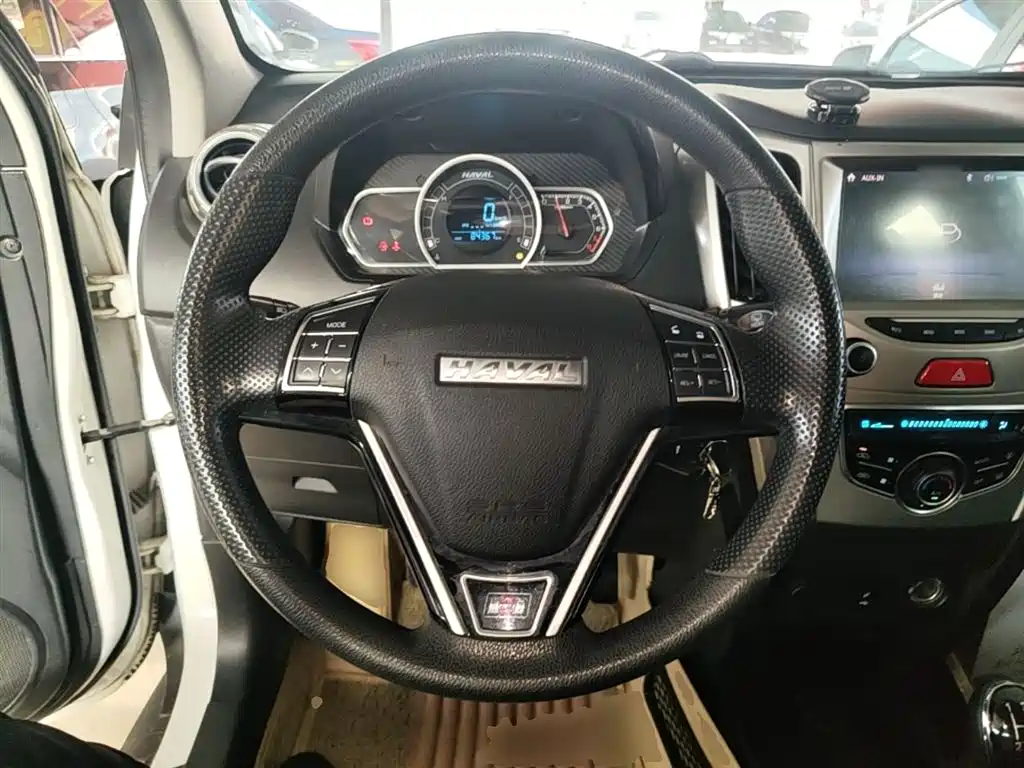 Haval H1 2017 — фото 11