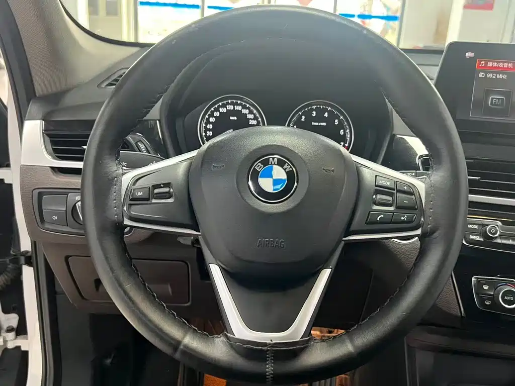 BMW X1 2020 — фото 13