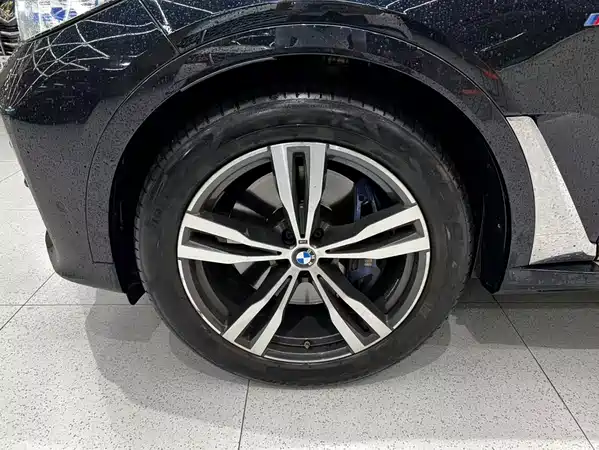 BMW X7 2020