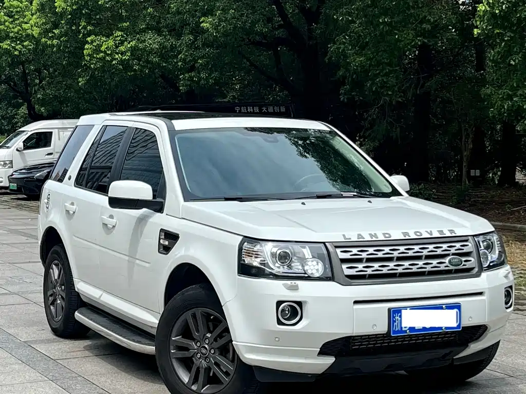 Land Rover Freelander 2 2014 — фото 3