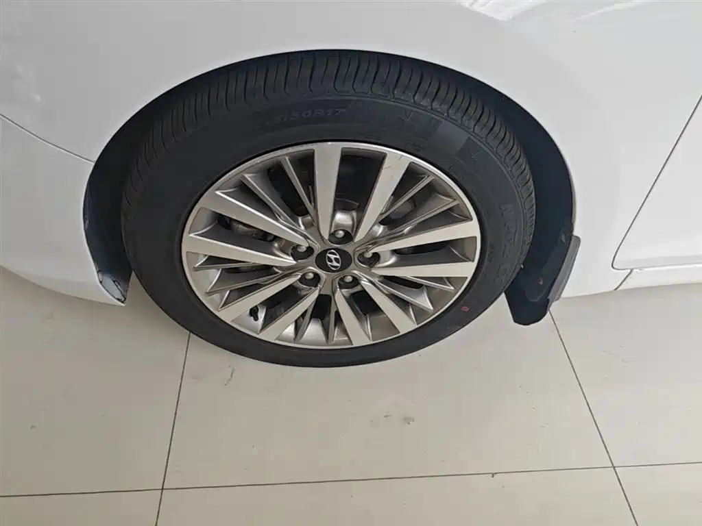 Hyundai Mistra 2017 — фото 23