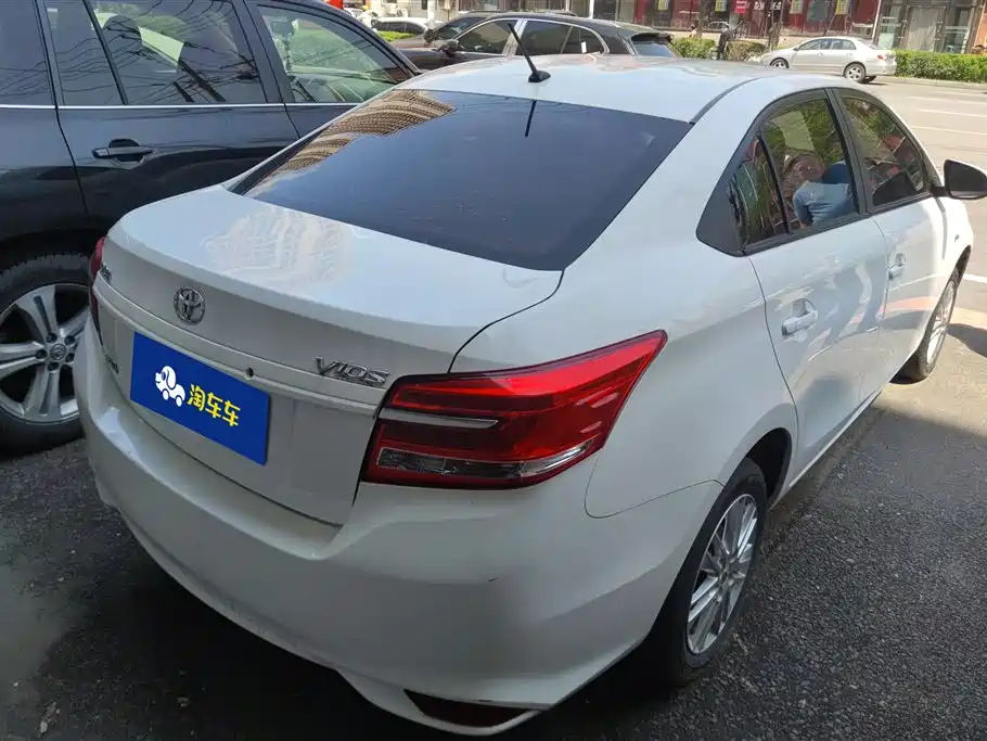 Toyota Vios 2017 — фото 3