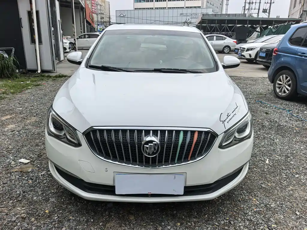 Buick Excelle 2017 — фото 2