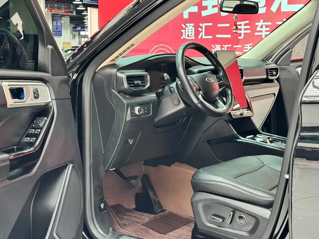 Ford Explorer 2020 — фото 11